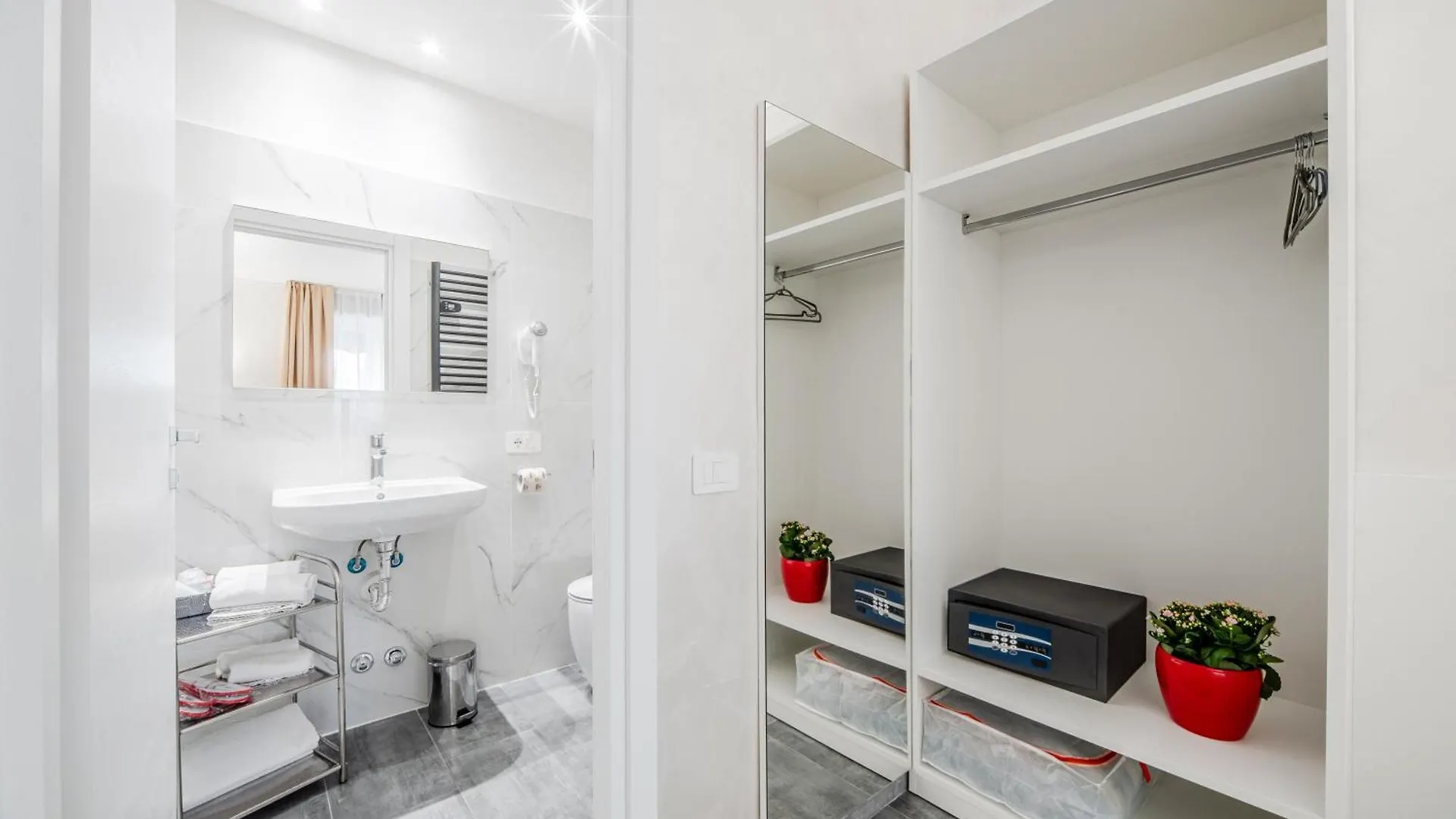 Room Milano Navigli 0*, Milan Italy